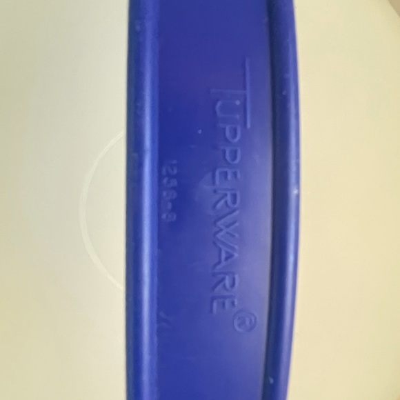 Vintage Tupperware Cake Keeper/Taker/Stand 3n1! - Picture 2 of 7